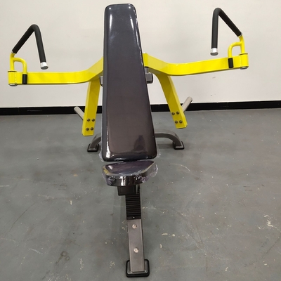 Усилить тренировку грудной клетки с помощью других сидячих Pec Fly Machine
