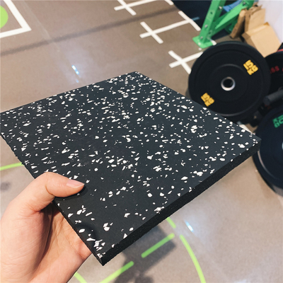 Gym Rubber Mat с толщиной 10 мм/15 мм/20 мм/25 мм/30 мм и высокой долговечностью