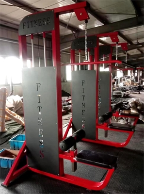 Улучшить силу плеча с помощью подставных штифтов на сидящем Lat pull down фитнес-оборудовании